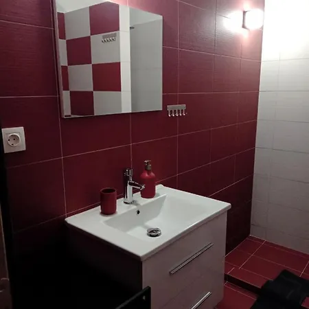 Tonias House In 2 Apartamento *